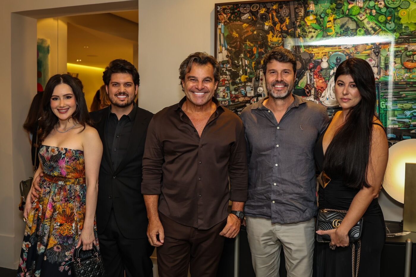 Isadora Vieira, Kauê Gramulha, Paulo Bacchi, Tiago Martins e Giovana Cerri