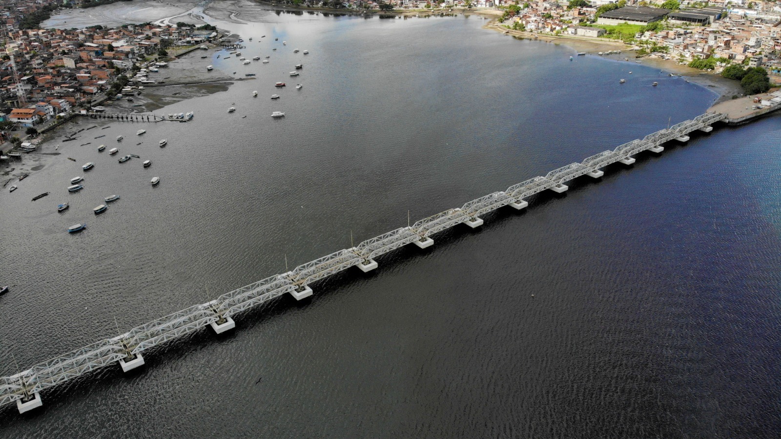 Ponte São João passa por elevação e restauração para avanço das obras do VLT em Salvador