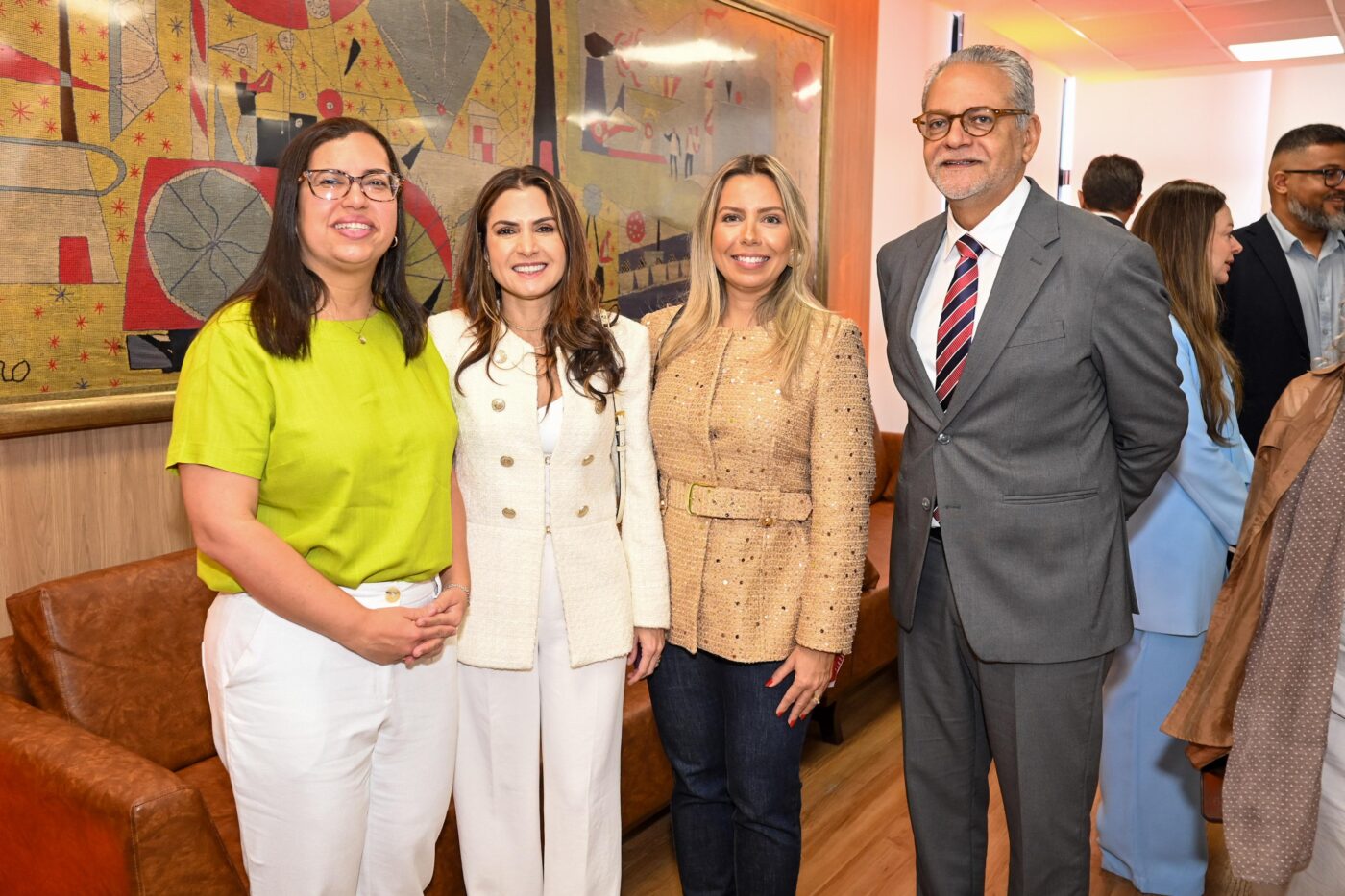 Ana Paula Matos, Renata de Magalhães Correia, Luciana Gomes e Isaac Edington