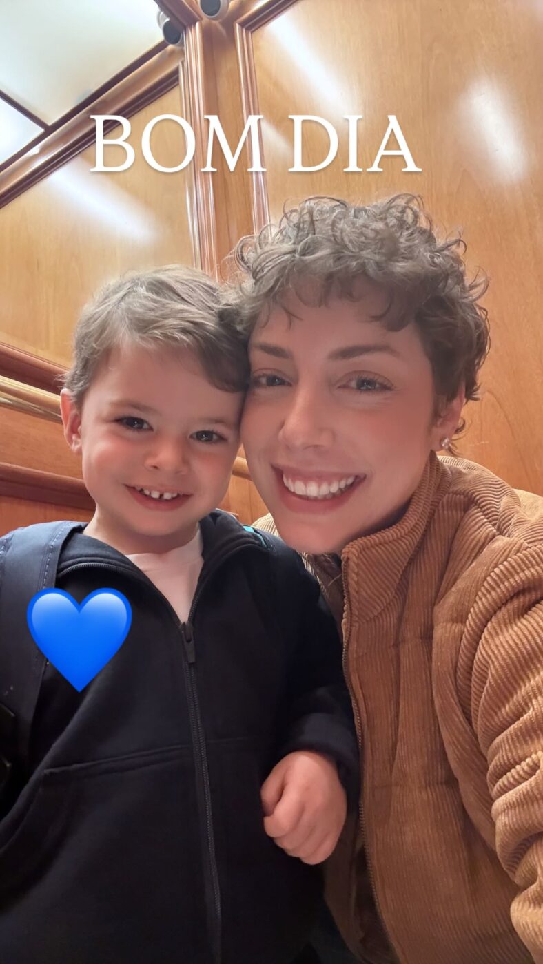 Fabiana Justus fala de adaptação do filho caçula na escola: ‘Nem sentiu minha falta’