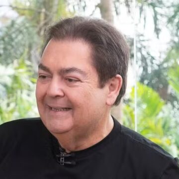 Faustão é extubado após transplantes e apresenta boa recuperação