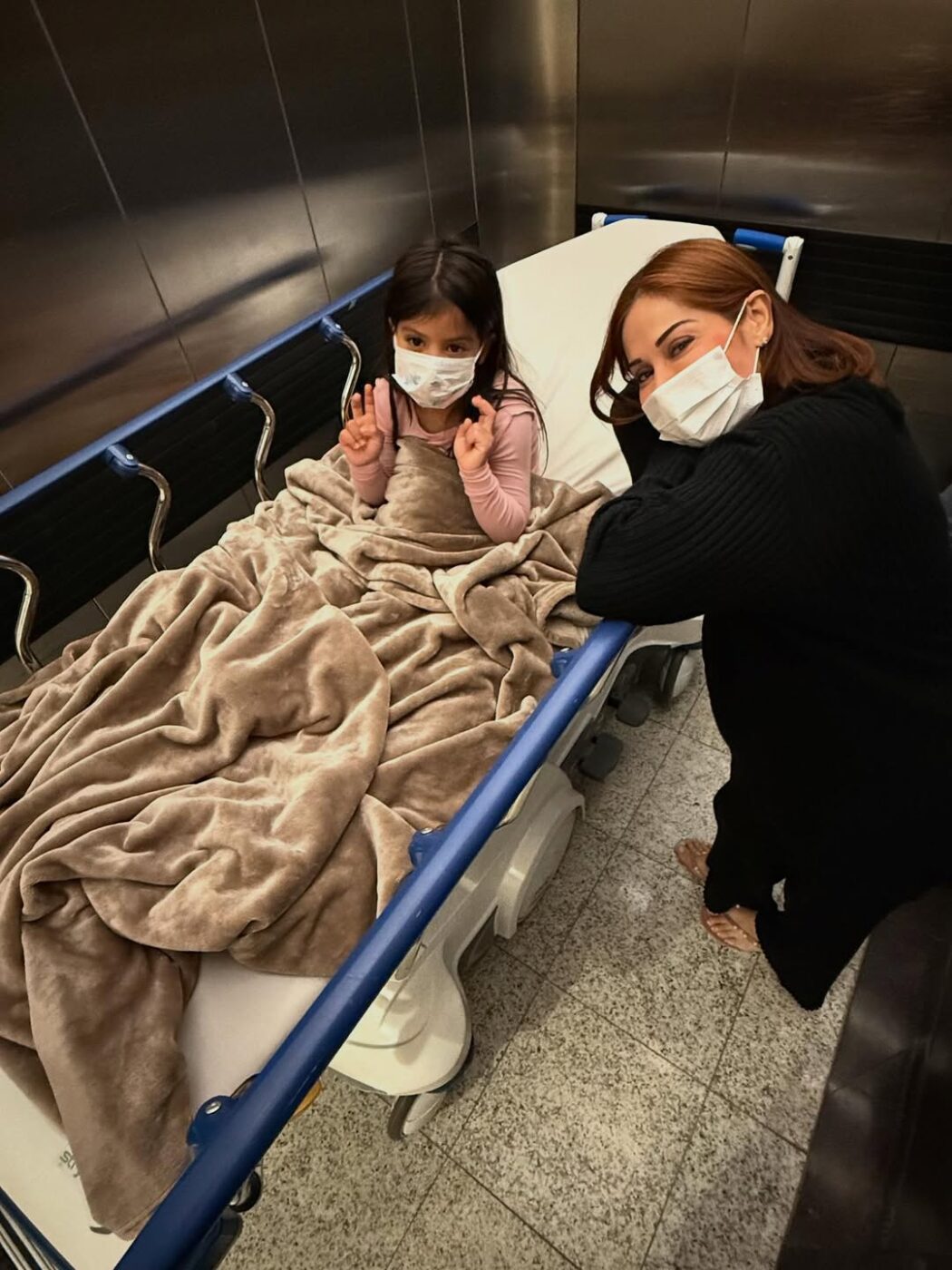 Filha de Maíra Cardi e Arthur Aguiar passa por cirurgia