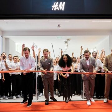 H&M inaugura primeira loja no Brasil e lança e-commerce simultaneamente