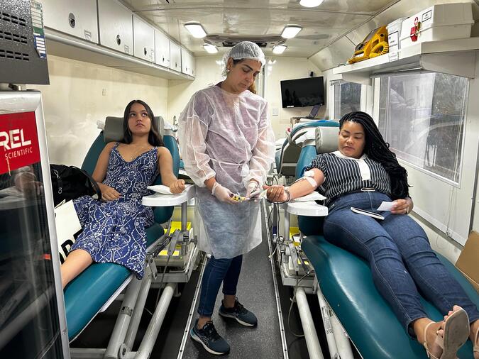 Unidade móvel de coleta de sangue amplia atendimento aos doadores em Salvador