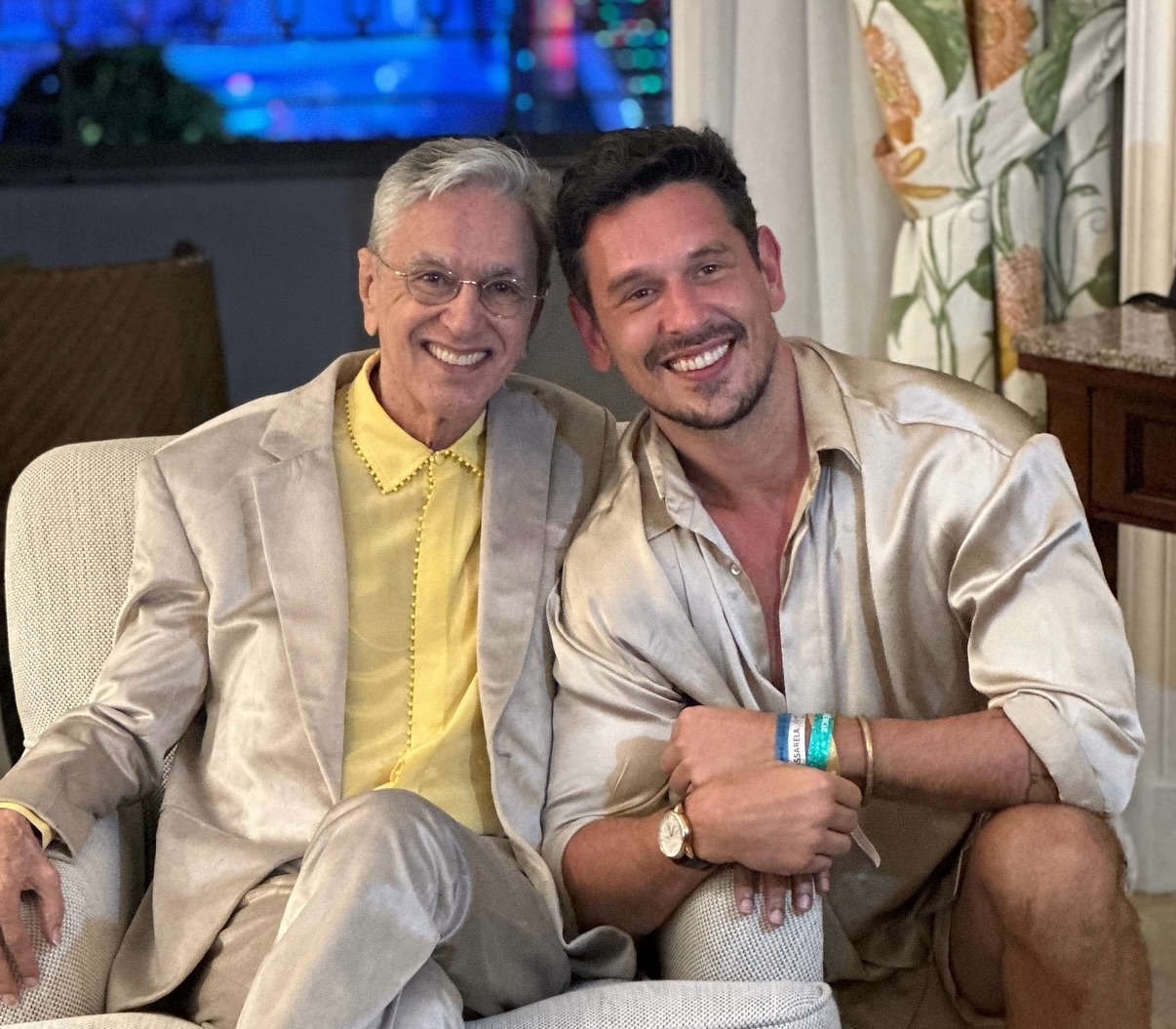 João Vicente de Castro posta homenagem especial para Caetano Veloso, seu padrinho: ‘Resistência eterna’