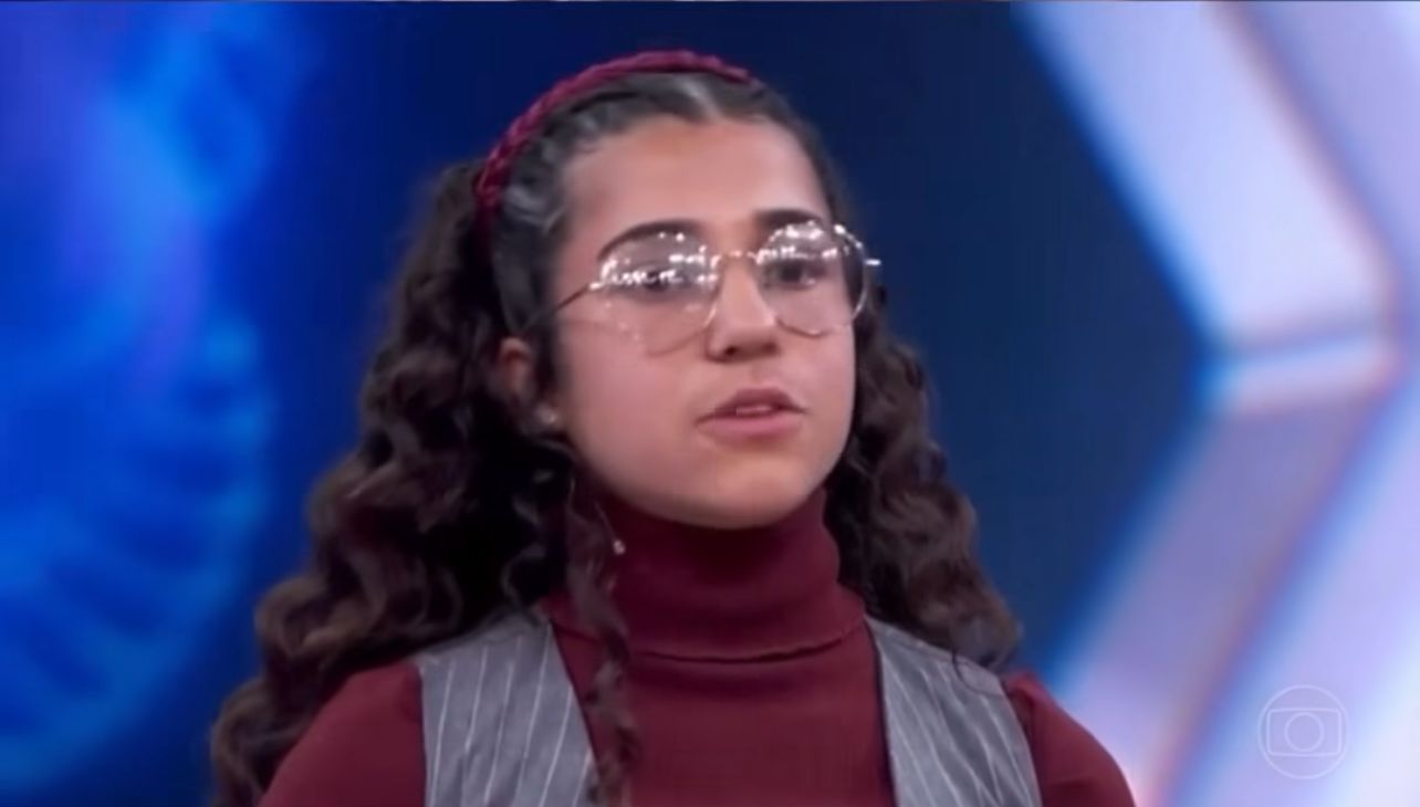 Jovem de Irecê vence no Domingão com Huck e emociona com mensagem de superação