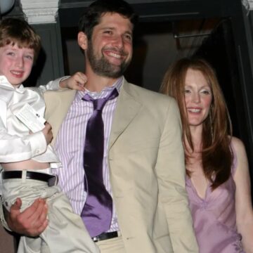 Julianne Moore celebra 22 anos de casamento e admite arrependimento: ‘Não entendo’