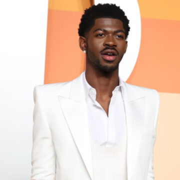 Lil Nas X deixa prisão após pagar fiança de US$ 75 mil em Los Angeles