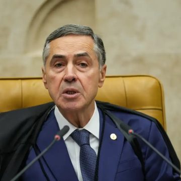 Barroso diz que atuação de Moraes evitou grave erosão democrática