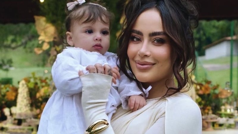 Filha de Neymar Jr, Helena recebe presentes personalizados da tia e madrinha Rafaella Santos