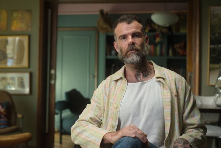 “A Mulher da Casa Abandonada” estreia no Prime Video e aprofunda história real que chocou o Brasil