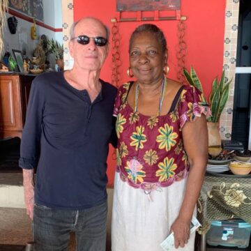 Com turnê em Salvador, Ney Matogrosso almoça em restaurante no Santo Antônio Além do Carmo