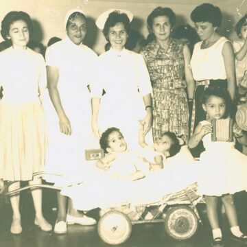 A história das irmãs siamesas que foram abandonadas pela mãe e adotadas pela maternidade Climério de Oliveira