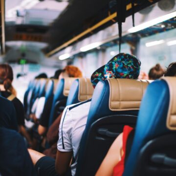 ALBA analisa projeto que garante meia passagem intermunicipal para universitários na Bahia