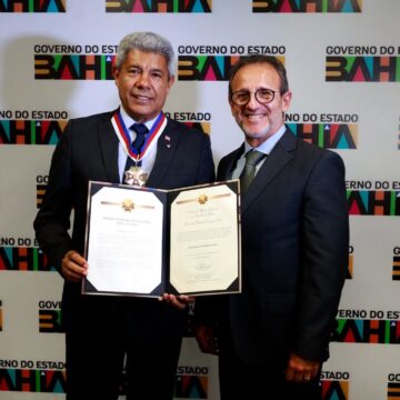 Estado recebe chaves do Palacete Saldanha e anuncia nova sede da Caixa Cultural em Salvador