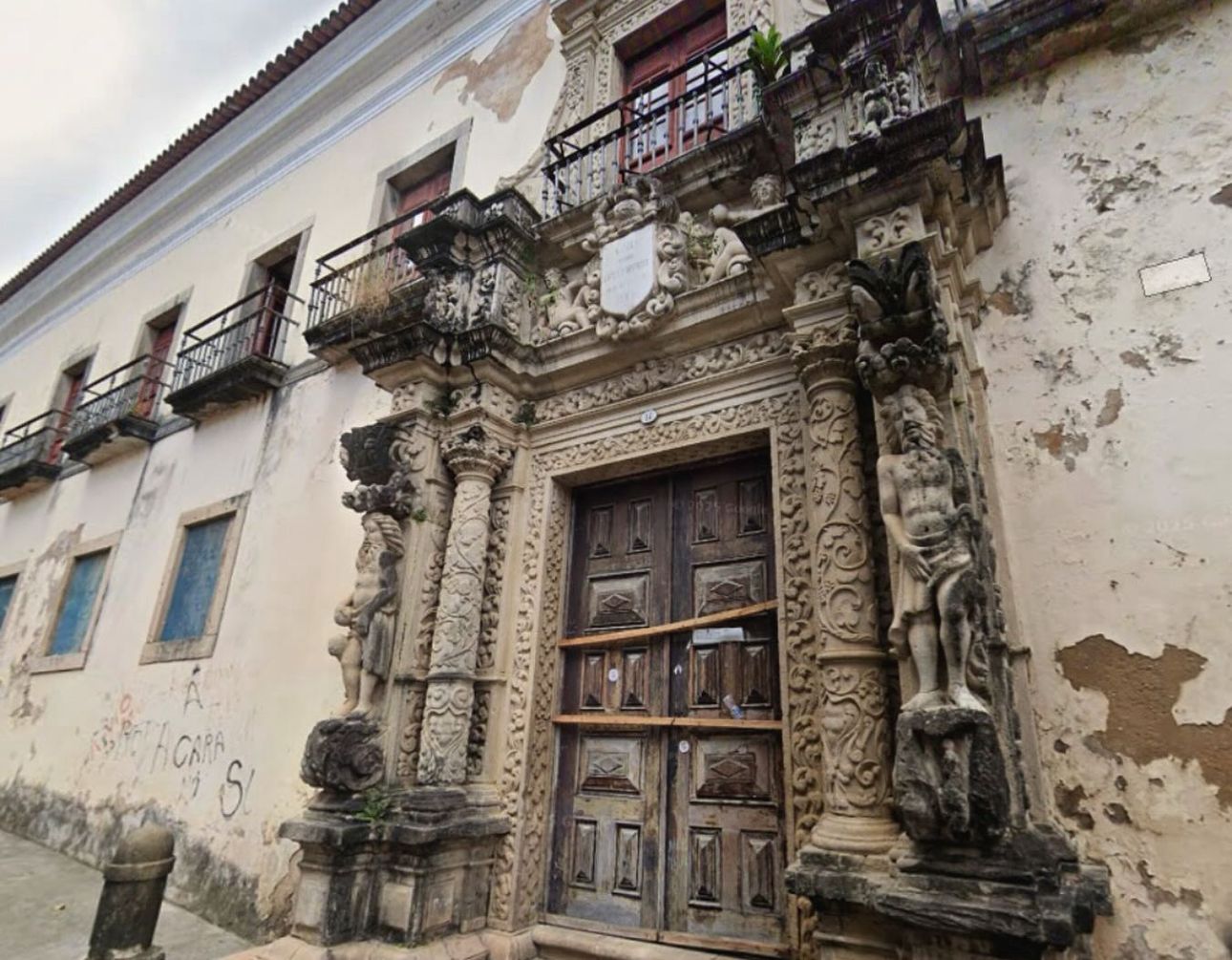 Chaves do Palacete Saldanha são entregues para implantação da nova Caixa Cultural em Salvador