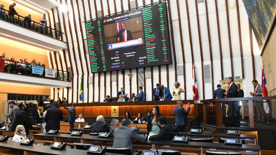 Alba autoriza empréstimo de R$ 4,56 bi com o BIRD e vota reajuste salarial