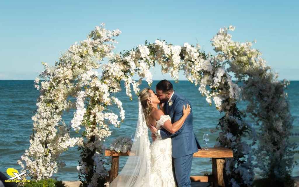 Cidade na Bahia é reconhecida como Capital Mundial do Casamento à Beira-Mar