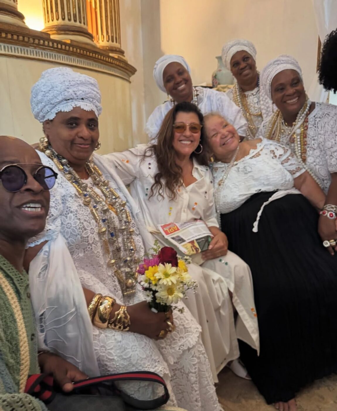 Regina Casé participa de tradicional festa no Recôncavo baiano: ‘Sempre um aprendizado’