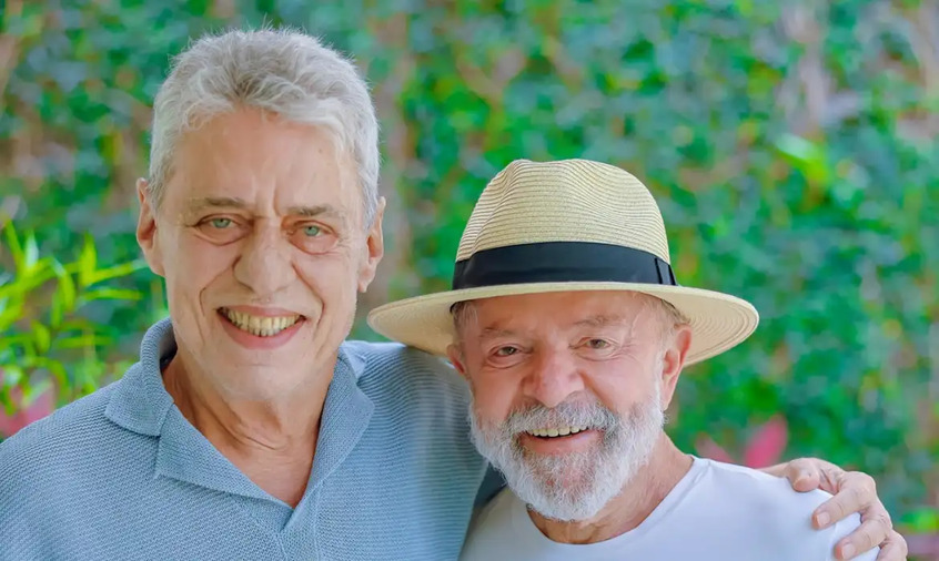 Chico Buarque é convidado para compor samba-enredo em homenagem ao presidente Lula