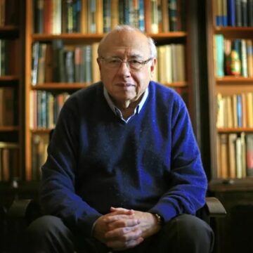 Escritor Luis Fernando Verissimo é internado em estado grave