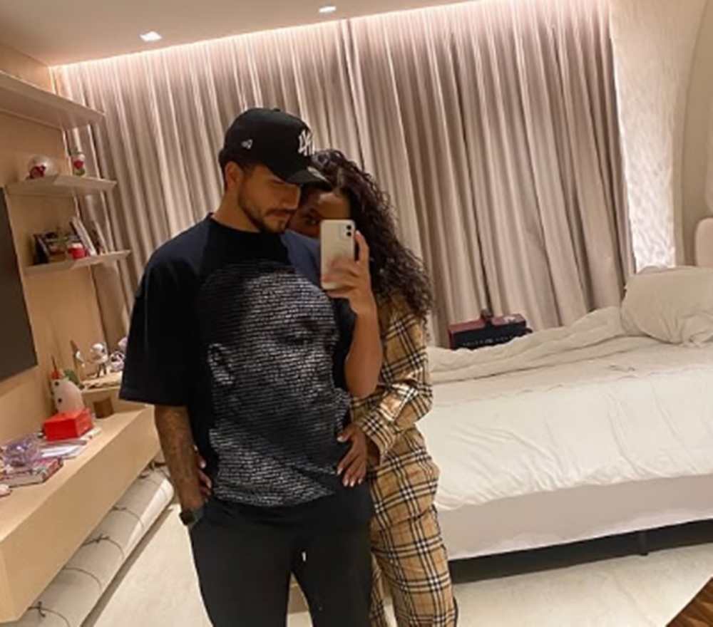 Yuri Lima posta foto com Iza e se declara: ‘Amo nossa vida’