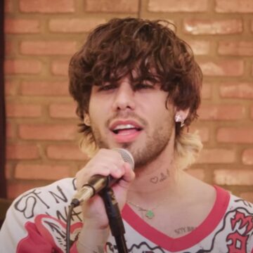 Zé Felipe volta as raízes e lança regravação do pai, Leonardo; ouça “Meu Grito de Amor”