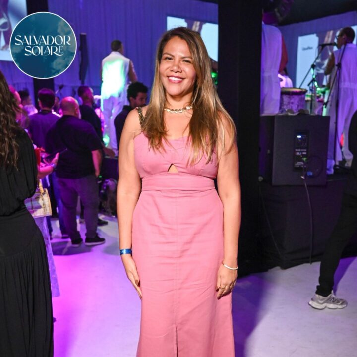 Mani Reggo prestigia Salvador Solare e fala sobre estilo no verão: ‘Adoro cores e roupas leves’