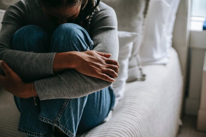 Mais de 1 bilhão de pessoas vivem com transtornos mentais, aponta OMS