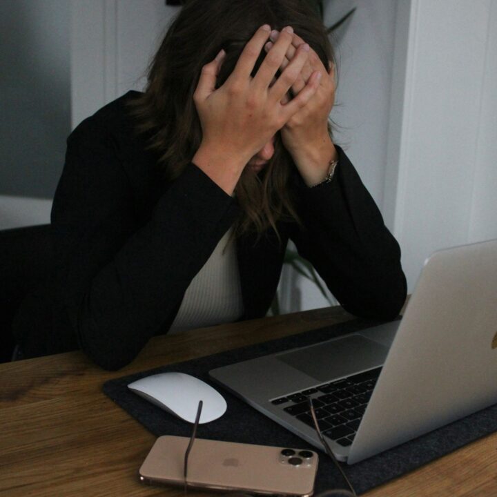 Afastamentos por doenças mentais aumentam 200% na Bahia; veja dados