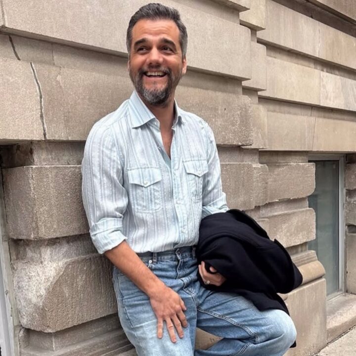 Peça com Wagner Moura anuncia sessões extras em Salvador após ingressos esgotarem