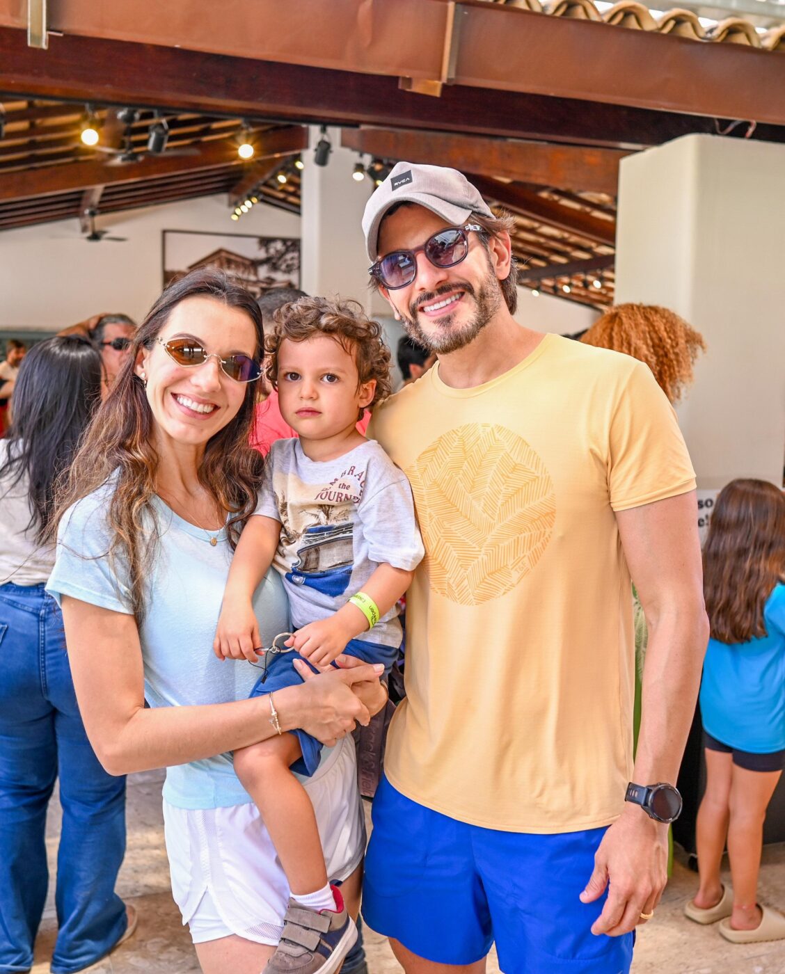 Fernanda Cunha Guedes, Tiago Ayres e Enrico Ayres