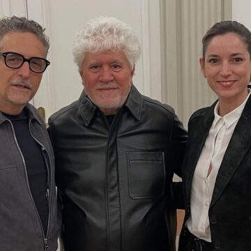 “O Agente Secreto” ganha exibição especial na Espanha; sessão foi apresentada por Pedro Almodóvar