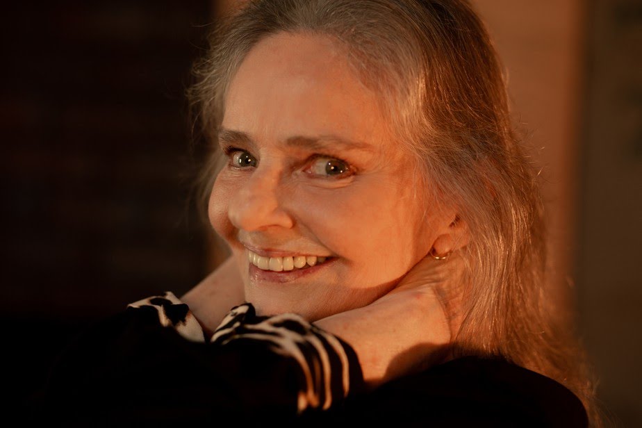 Qual a causa da morte de Angela Ro Ro? Artista estava internada desde junho