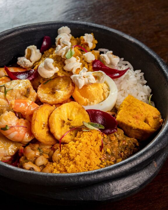 É Setembro em Salvador! Veja 9 lugares para degustar o tradicional caruru