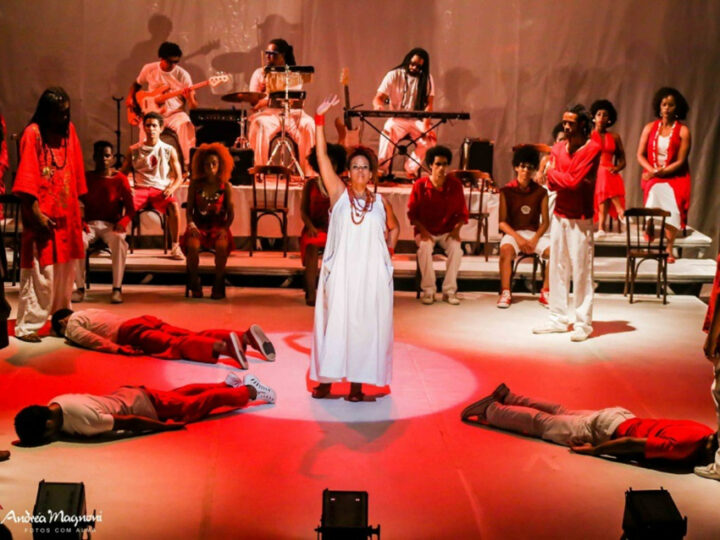 Bando de Teatro Olodum volta aos palcos de Salvador com o espetáculo “Erê”