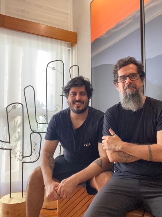 Artista baiano Elano Passos apresenta linha inédita de design em ferro