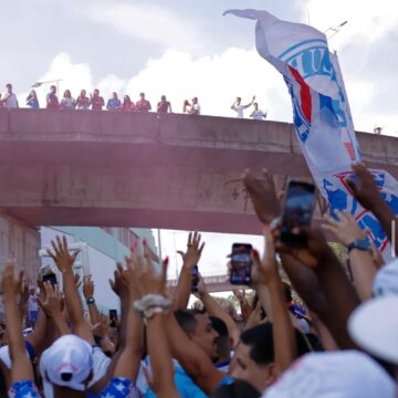 Bahia é pentacampeão da Copa do Nordeste com goleada de 5 a 0 na Fonte Nova