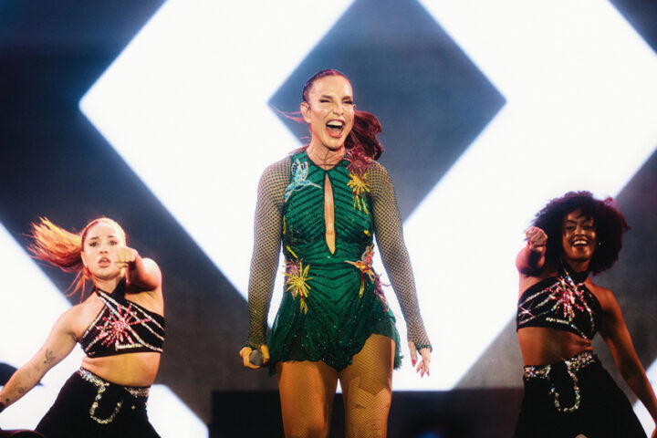 Ivete Sangalo brilha em espetáculo pela Amazônia; veja fotos