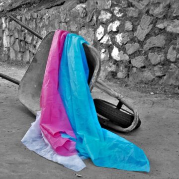 Exposição do fotógrafo baiano Genilson Coutinho sobre violência LGBT+ é prorrogada em Jequié