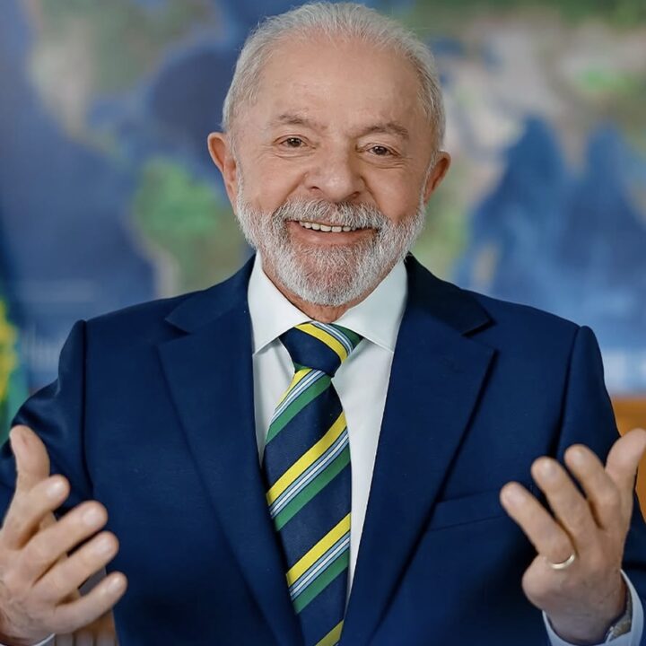 Popularidade de Lula estagna e desaprovação segue em 51%, aponta Quaest