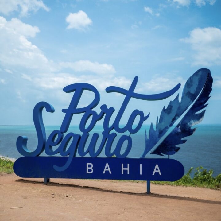 Porto Seguro passará a cobrar taxa para acesso de veículos de visitantes; veja valores