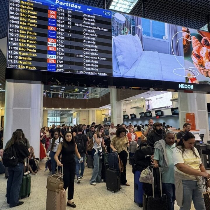 Aeroporto Santos Dumont reabre pista após 12 horas de paralisação