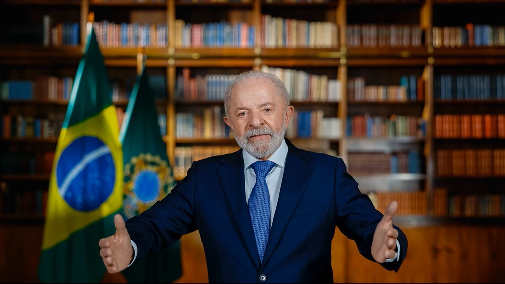 Lula defende soberania nacional e critica ‘traidores da pátria’ em pronunciamento: ‘não seremos novamente colônia’
