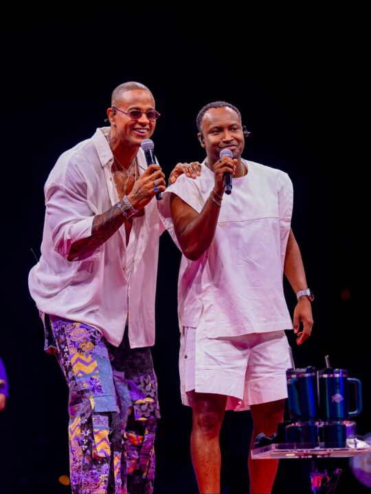 Thiaguinho ganha conselho especial de Léo Santana após nascimento do primeiro filho