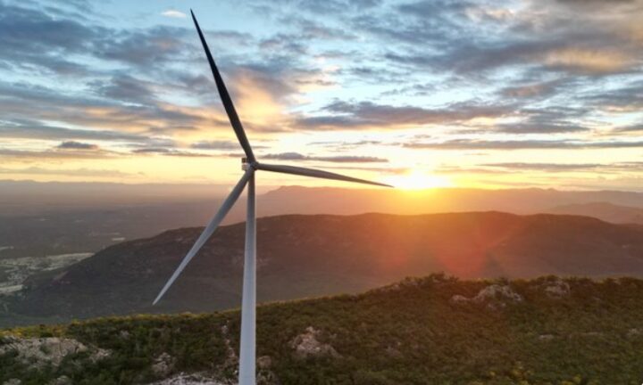 Gigante dos ventos: Bahia recebe aerogerador de 220 metros, o maior das Américas