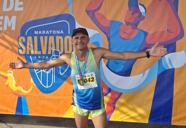 Lenda do atletismo brasileiro, Vanderlei Cordeiro de Lima participa da Maratona Salvador