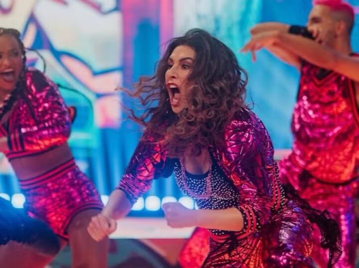 Atriz se revolta com nota de jurado e chora ao ser eliminada do ‘Dança dos famosos’