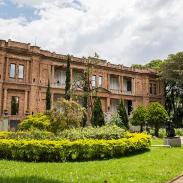 Pinacoteca celebra 120 anos com baile beneficente em parceria com a Chanel
