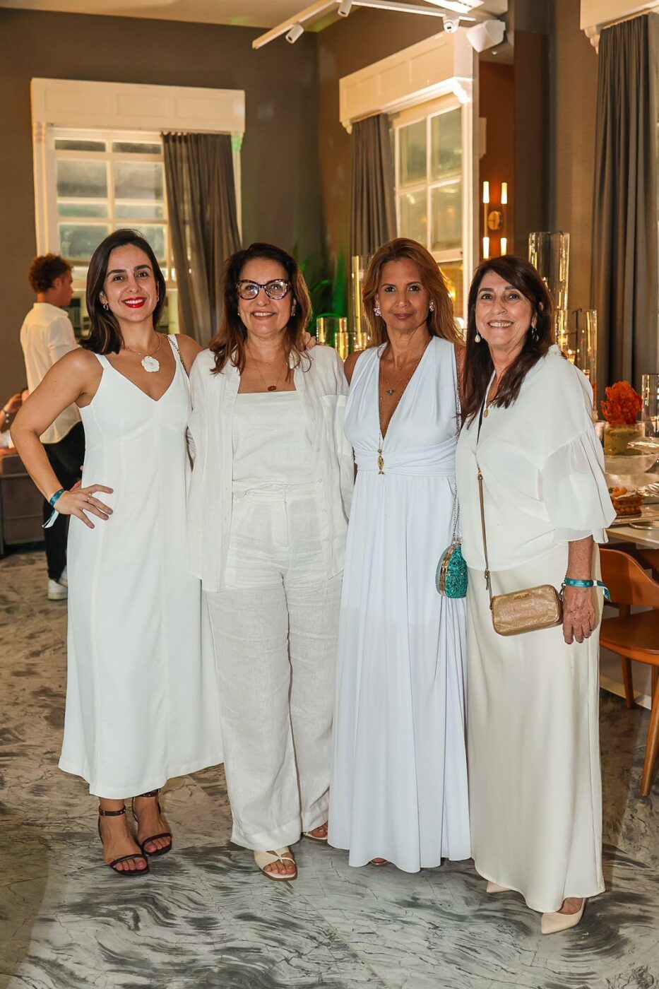 Camila Russo, Silvia Russo, Duda Lomanto e Vera Garcez
